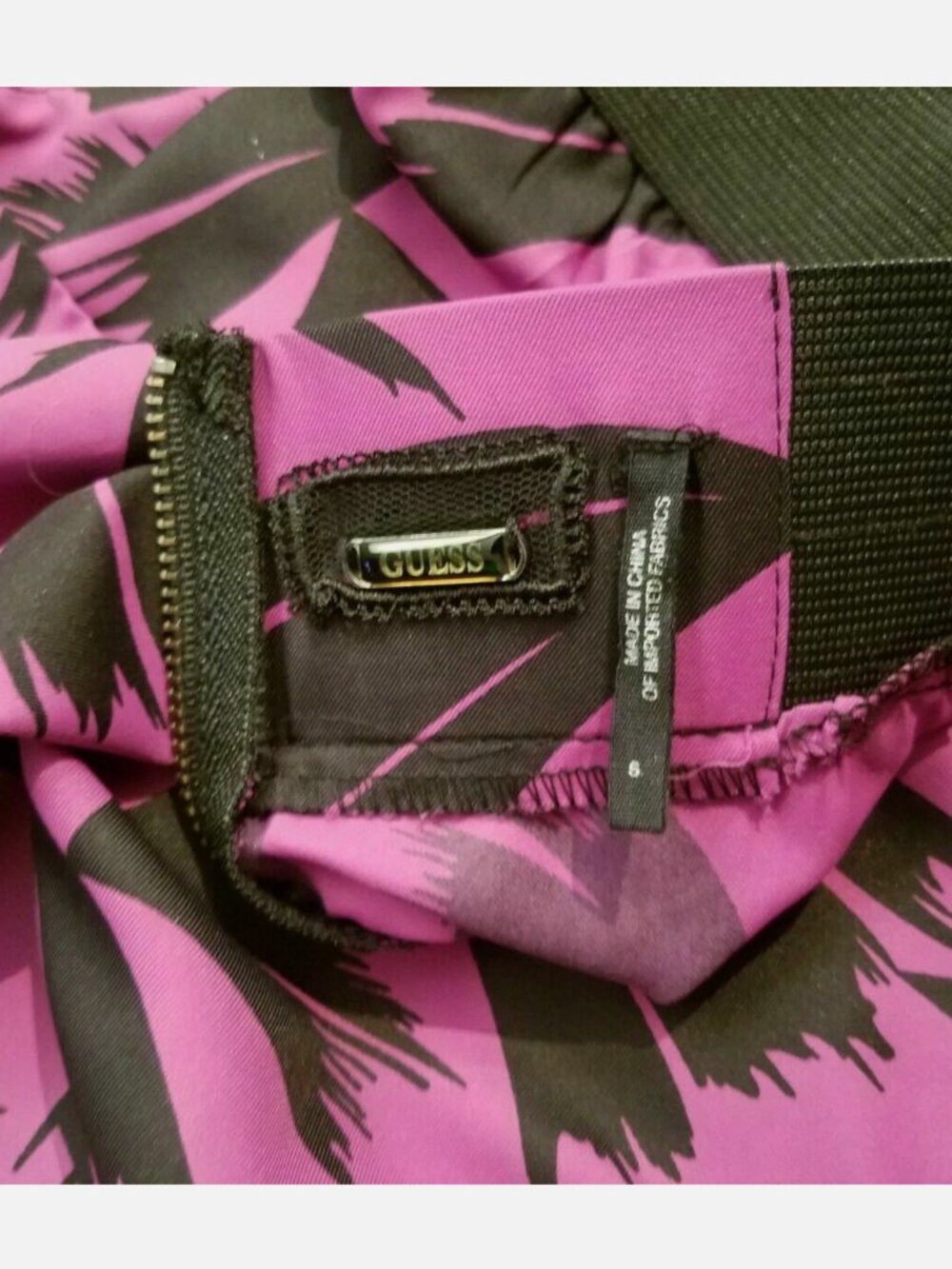 Guess Purple Tropical Skirt Size Small Black Palm Leaves Womans's Zipper Back - Picture 7 of 8